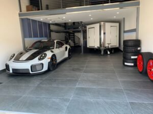 Enclosed Sports Car Trailer (CTE-84180T) for Hyper Cars.